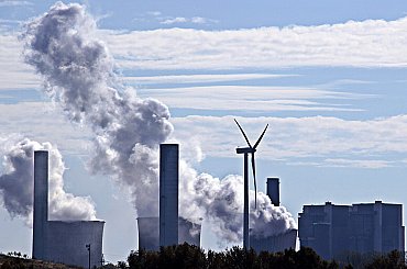 IEA: ČR se bude muset přestat spoléhat na uhlí dříve, než čekala