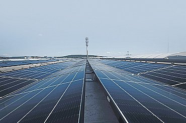 ČEZ Distribuce letos připojil přes 47.800 fotovoltaik, téměř zdvojnásobil počet