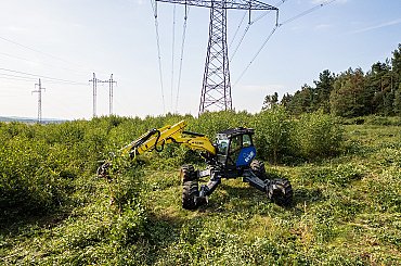 EG.D poprvé na jihu Čech ukládá kabely do země novou technologií