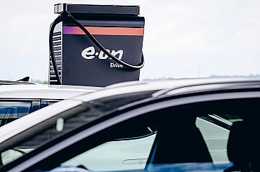 Elektromobilita mezi mýty a realitou. Český trh brzdí spíše obavy než technologie