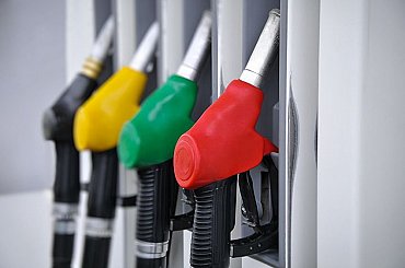 Ceny benzínov sa na Slovensku znížili, LPG a nafta stagnovali