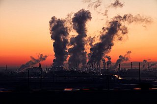 EU se blíží k cílům v oblasti klimatu a energetiky pro rok 2030, uvedla EK