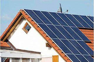 Lidé mají zájem o solární elektrárny, dodavatelé mají násobně vyšší poptávku