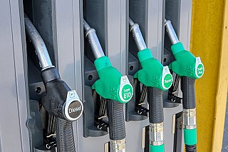 Ceny pohonných hmot opět stouply